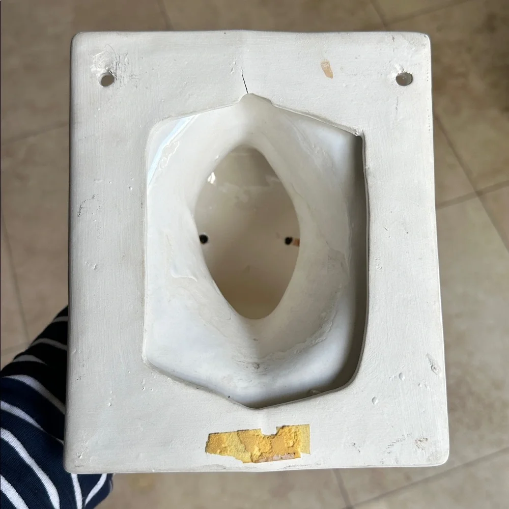 Vintage 1982 HiMark Ceramic Cow Hook